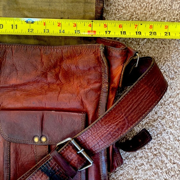 Passion Leather Messenger Bag for Men, genuine leather brown work laptop bag - Picture 13 of 16